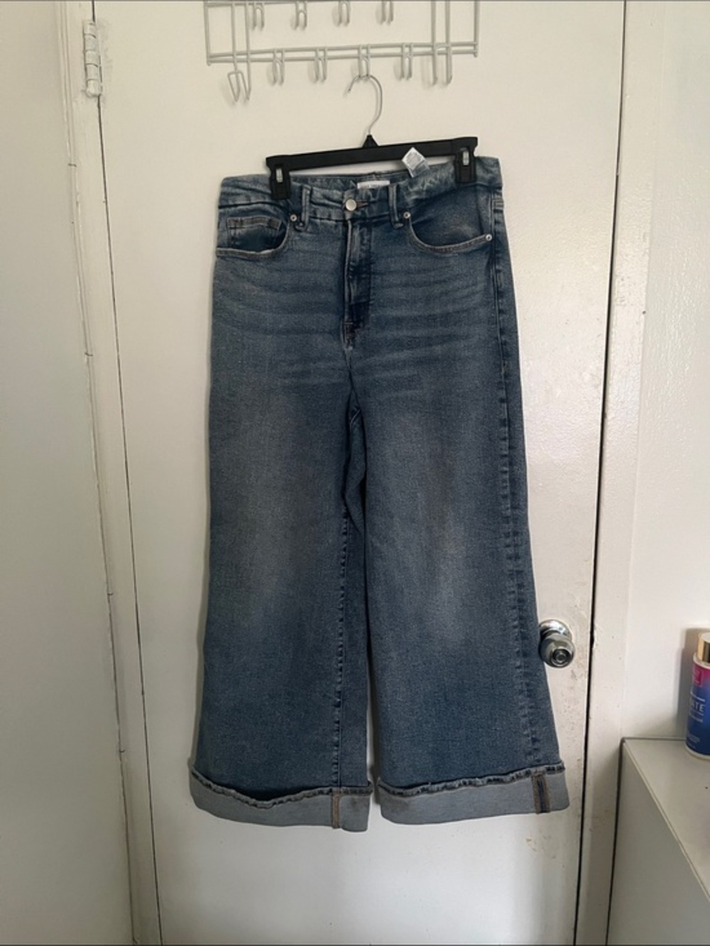 Good American Washed Blue Cropped Wide-Leg Jeans